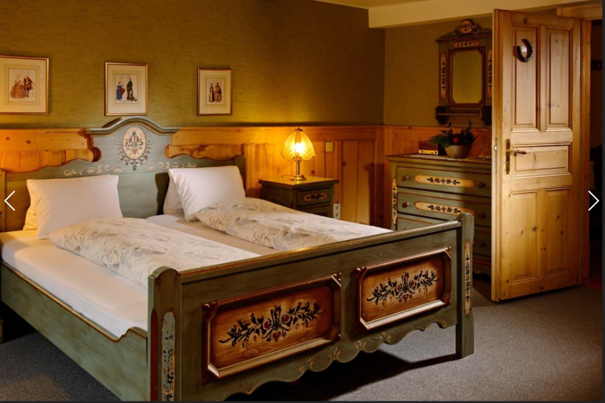 Baeren Hotel, The Bear Inn วิลเดอร์สวิล ภายนอก รูปภาพ